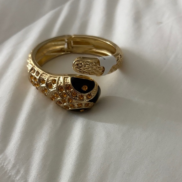 Elegant Gold and Black Snake Bracelet - Picture 1 of 2